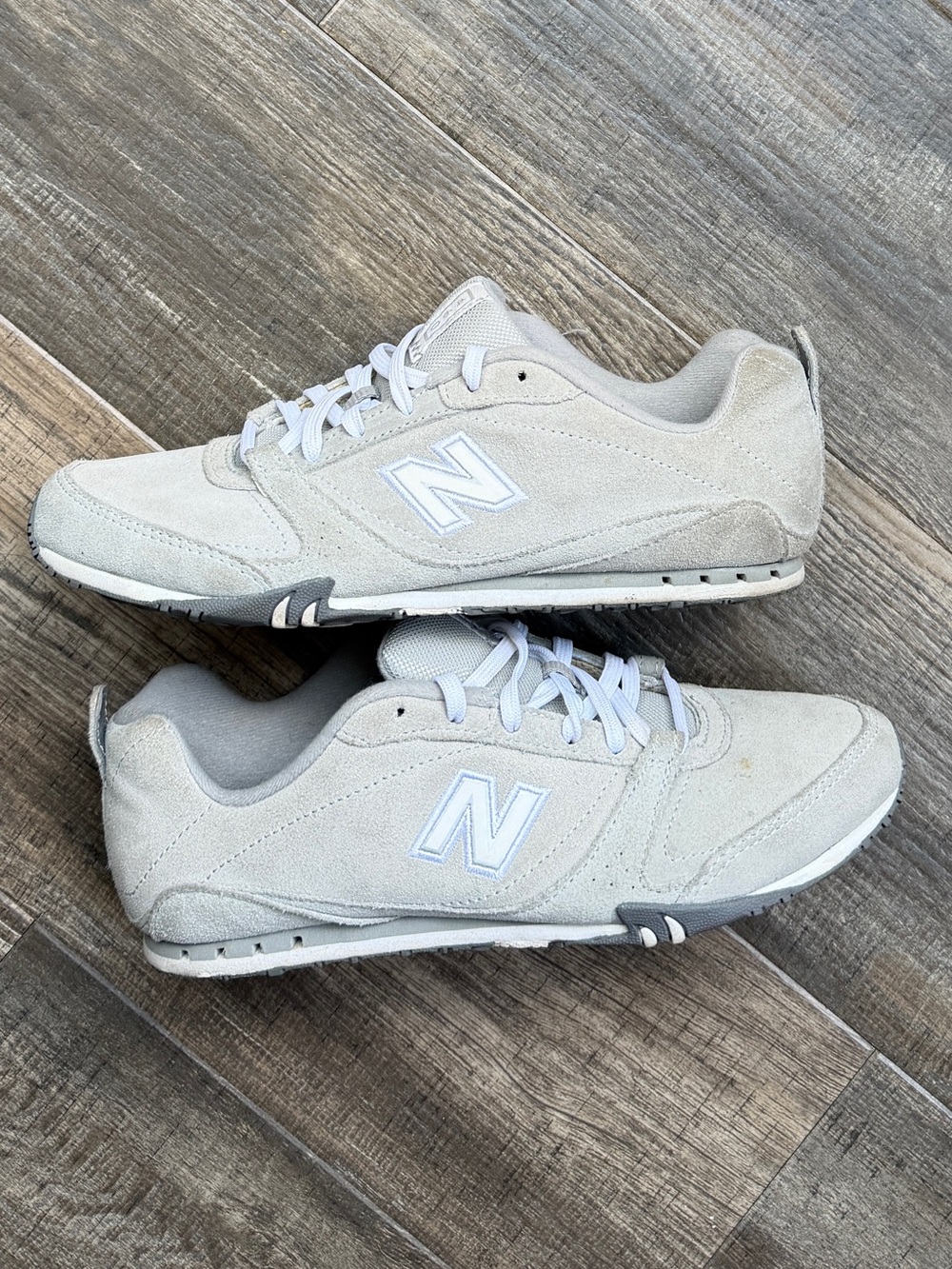 New Balance 466 white & gray sneakers sz women’s 8.5